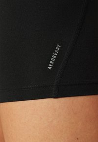 adidas Sportswear - Bokserki obcisłe