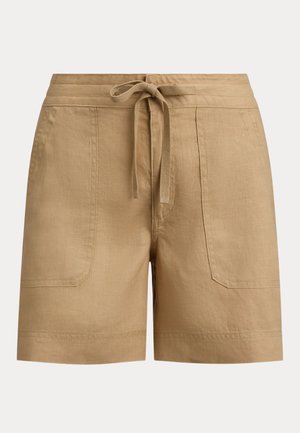 Μπεζ λινά σορτς με μπροστινές τσέπες τύπου patch και ταιριαστή κορδονένια ζώνη στη μέση, παρουσιαζόμενα σε απλό φόντο.