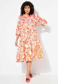 Ulla Popken ABSTRACT FOLIAGE FLOUNCE PANEL MIDI - Jurk - white