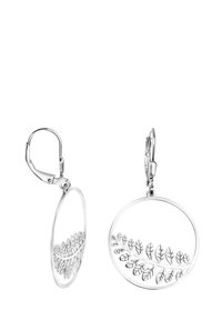 Silverörhängen formade som blad med en cirkulär ram med utskurna bladmotiv och låskrokar för säker användning.