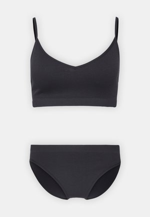 Even&Odd, SEAMLESS SET - Briefs - black