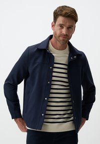 WITH SNAP DETAIL POCKETS - Lichte jas - dark blue