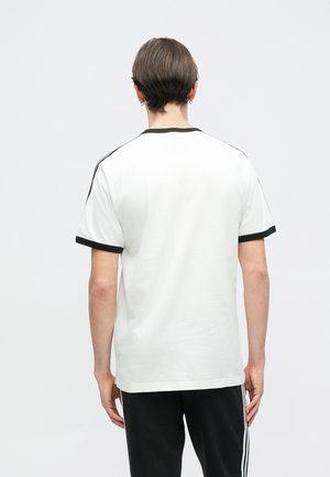 Adidas Originals 3-Stripes T-Shirt — foto 5