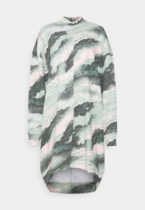 Day dress - green