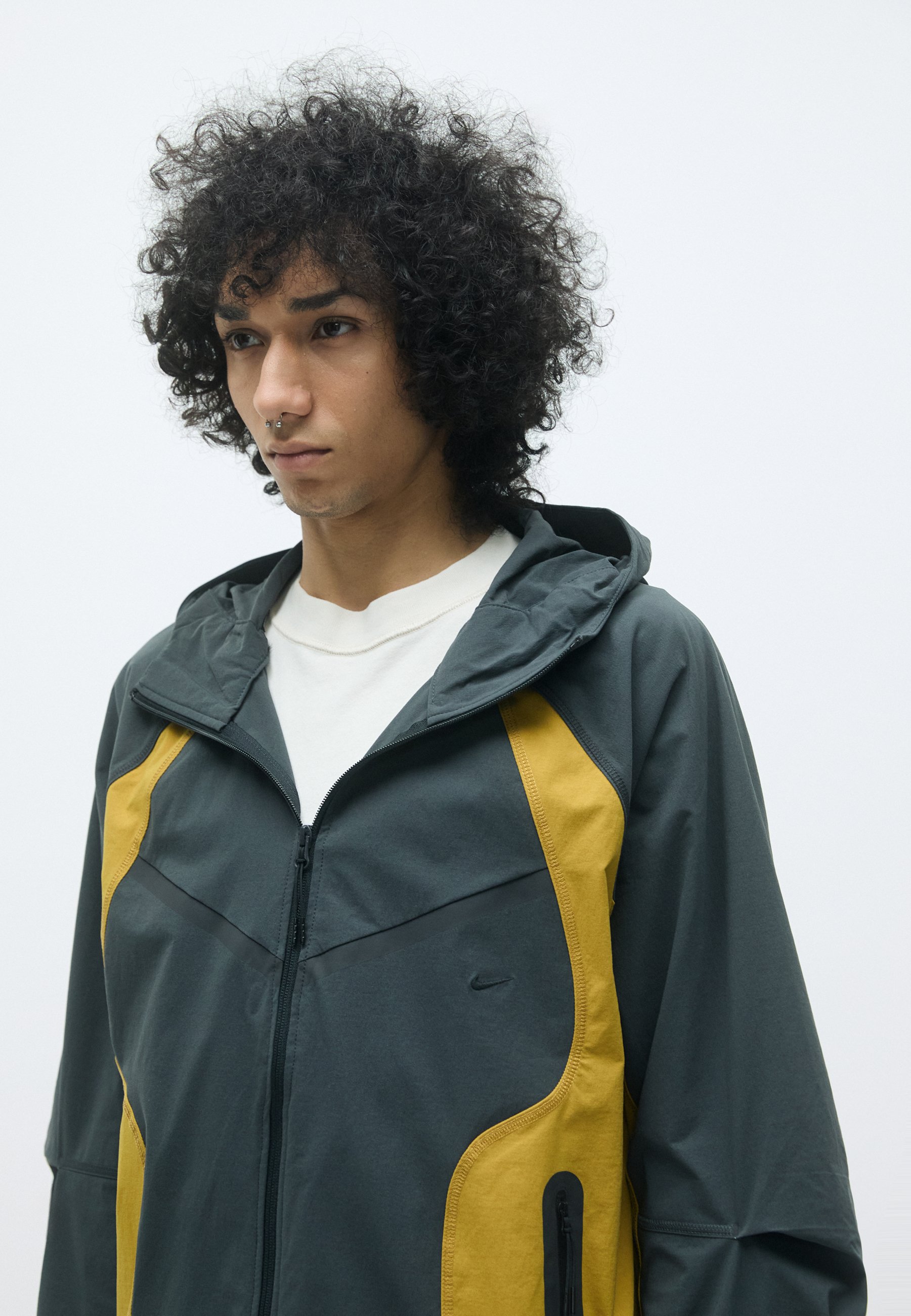 nike tech black blue yellow