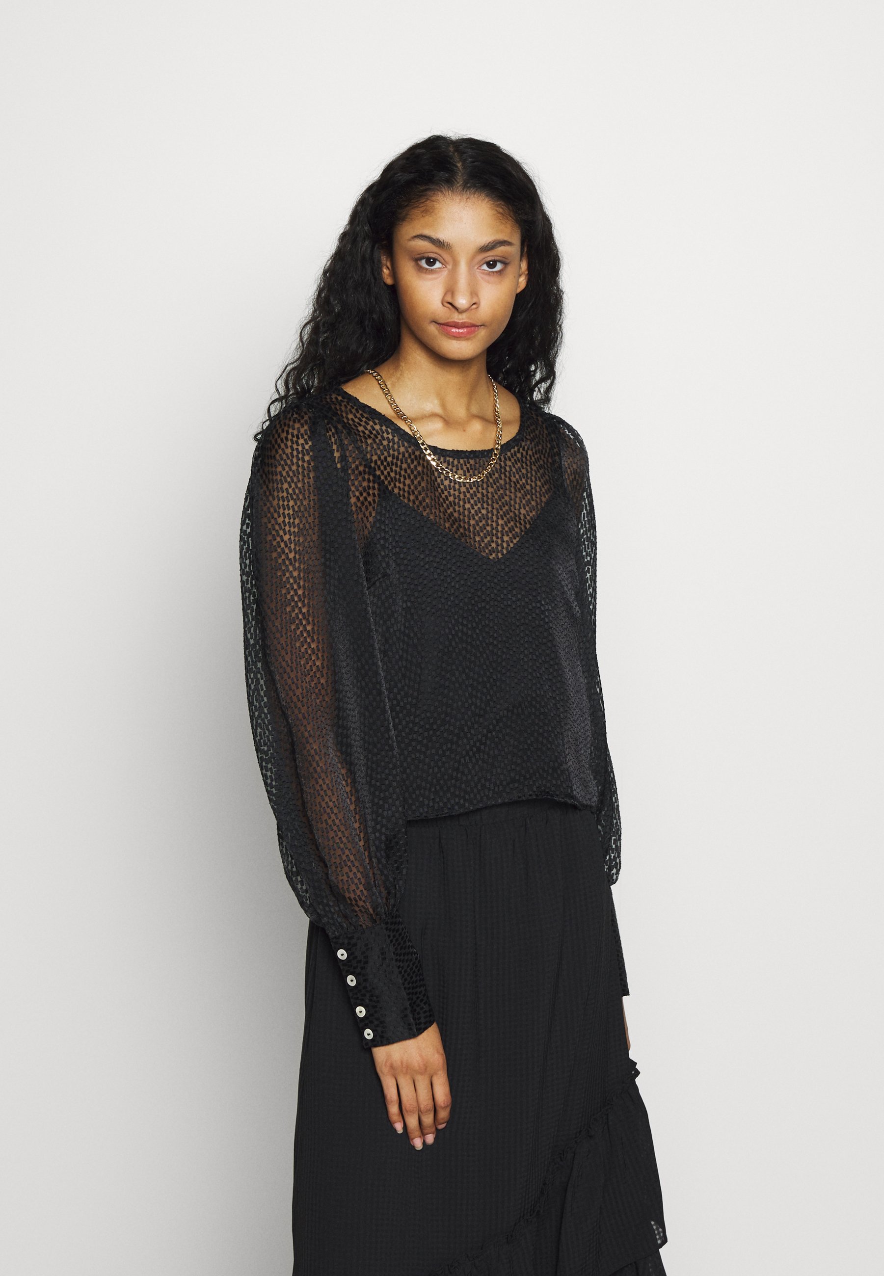 Svarte YAS Salg | Dame | Bluser | Nye tilbud hos Zalando Y.A.S YASRITA LS TOP - SHOW