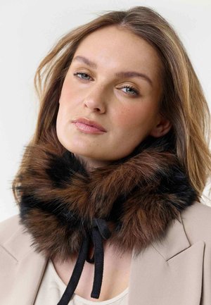 Loevenich, FAKE FUR COLLAR IN PATCHWORK DESIGN - Schal - brownie