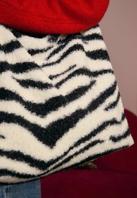 Rockett St George BORG MON CHERI  - Shoppingväska - animal