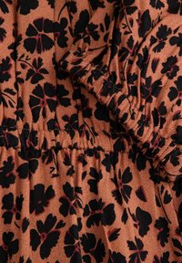 Coccodrillo - Sukienka z dżerseju