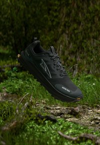 Επιλέχθηκε, black