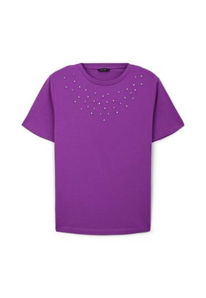 T-shirt viola in cotone con scollo tondo. Presenta perline decorative argento disposte in un motivo a gradient sul petto.