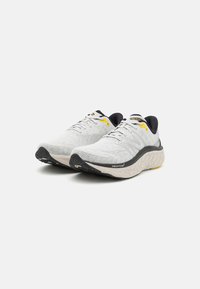 New Balance FRESH FOAM X KAIHA ROAD - Zapatillas running asfalto - grey matter