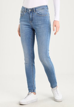 BYLOLAJUNI - Jeans Slim Fit - light blue