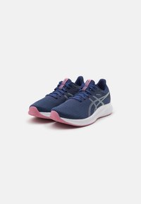 asics women's patriot 11