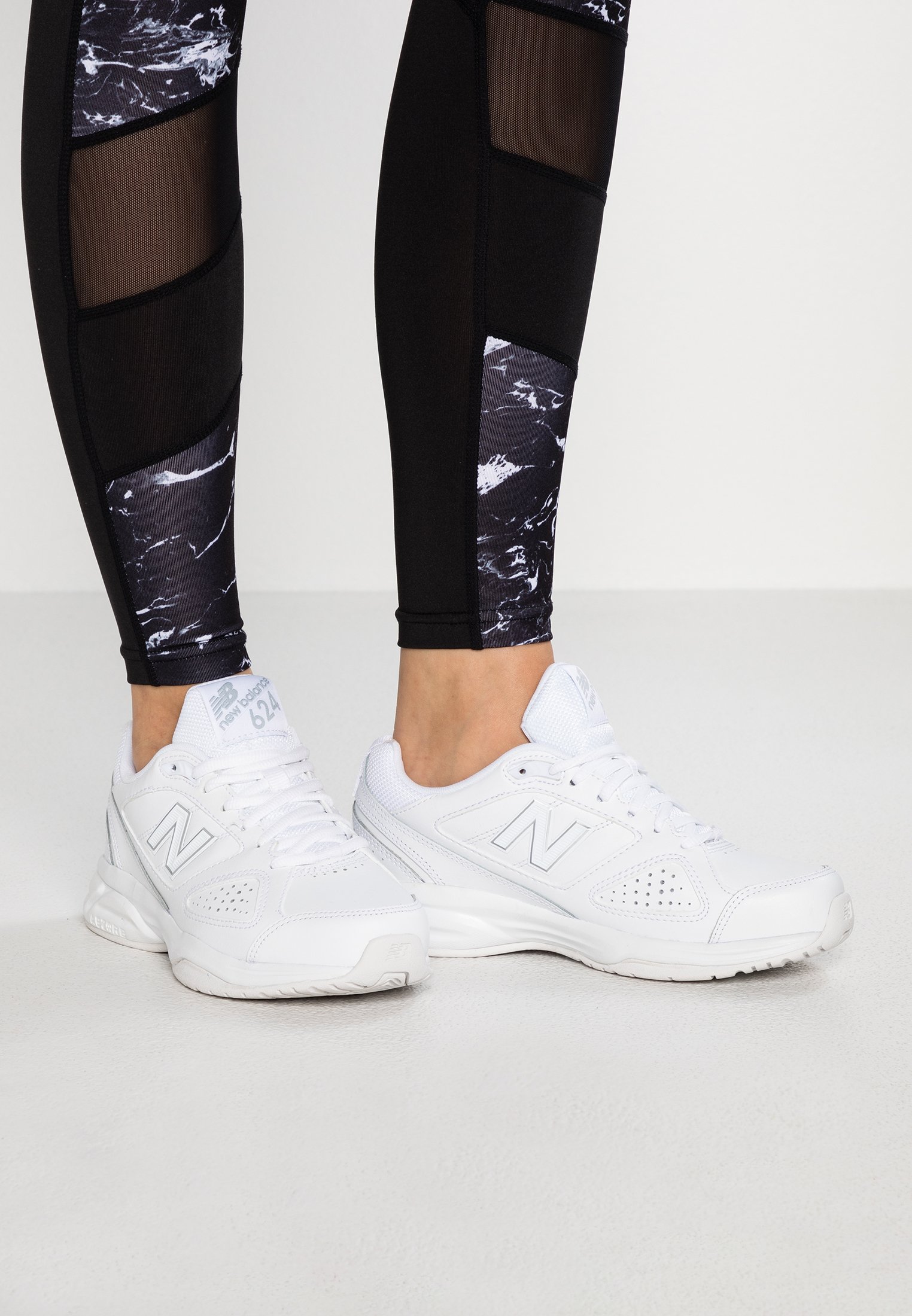 new balance wx624 