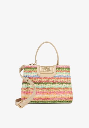 Geweven strohandtas met horizontale strepen in roze, groen en blauw. Voorzien van een beige handvat, een verstelbare schouderband en gouden hardware.