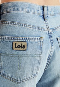 LOIS Jeans SKATER LOOSE - Džinsi ar platām starām - jackson dirty vintage