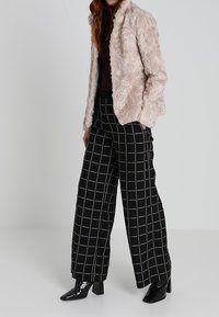 Wallis Vinterjacka - light pink