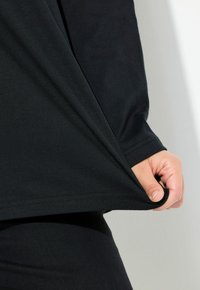 Ulla Popken Langarmshirt - black