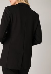 BASE LEVEL COVER UPS YACE - Blazer - black
