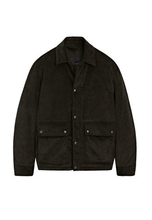 Giacca in corduroy marrone scuro con colletto, bottoni a scatto e due tasche frontali. Presenta una texture morbida e un design semplice e strutturato.