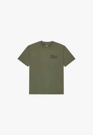 Oliven grøn bomulds T-shirt med korte ærmer, rund hals og en frontlomme med "RVCA" logoet i mørkegrå.