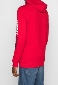 Tommy Jeans Bluza z kapturem