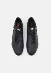 adidas Performance Halowe buty piłkarskie