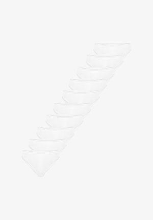 Hvide bomuldsunderbukser arrangeret på række. Hver enkelt har et simpelt design med en glat tekstur og elastisk linning. Ti stykker vist.