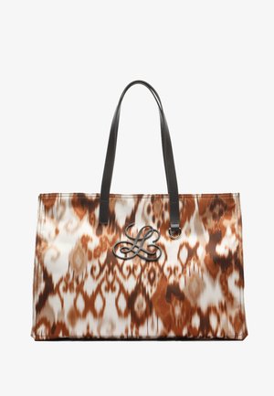 Grand sac fourre-tout avec motif abstrait marron et blanc, doubles anses en cuir noir, et un logo "L" stylisé noir sur le devant.