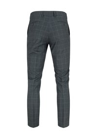 Szare w kratę spodnie o slim fit, z dwoma tylnymi kieszeniami i gładką teksturą materiału. Odpowiednie na okazje formalne lub półformalne.