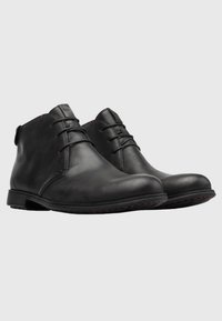 Camper Stringate eleganti - black