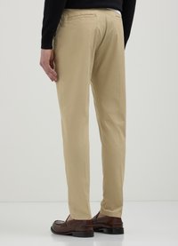 Calliope Chino - beige