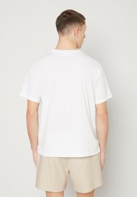 American Vintage UPAVILLE - Navadna majica - blanc