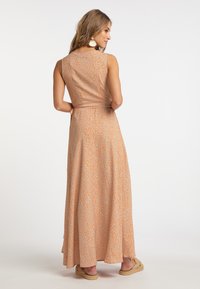 IZIA Maxi ruha - orange beige