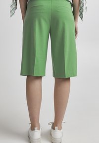 b.young BYDANTA - Kratke hlače - mint green