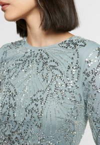 Maryisa EMBELLISHED SEQUINS - Gallakjole - misty grey