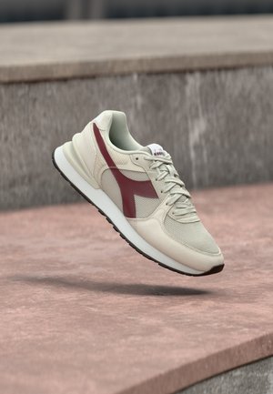 FENICE - Sneaker low - vaporous gray/zinfandel