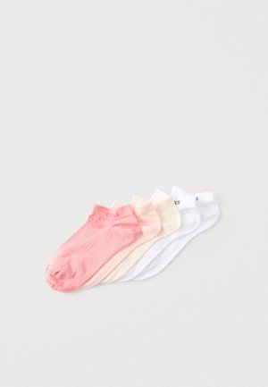 Five pairs of low-cut socks in light pink, pale yellow, and white. Made of soft fabric with a smooth texture and subtle branding on the cuff.