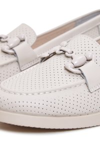Cesare Gaspari Instappers - beige