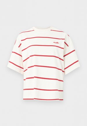 Biała koszulka z krótkim rękawem z równomiernie rozmieszczonymi poziomymi czerwonymi paskami i małym czerwonym logo ellesse na lewej piersi.