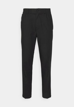 Pantaloni neri con una vestibilità rilassata, vita elasticizzata e chiusura anteriore con bottone. Tessuto liscio con gamba dritta e senza motivi visibili.