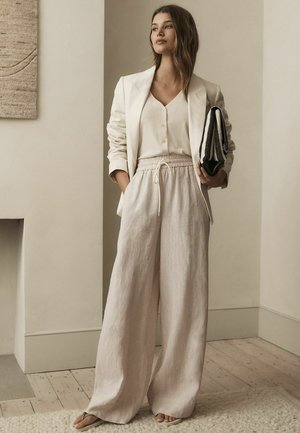 PREMIUM WIDE LEG - Pantalones - natural