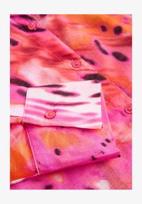 Non selezionato, pink