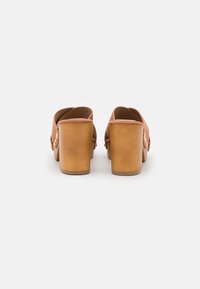 Call it Spring Zuecos - cognac