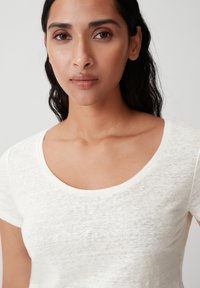 comma Basic T-shirt - weiß