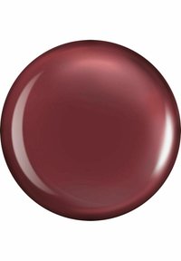 Burgundyröd cirkulär nagellack med en blank yta, jämn textur och jämn applicering. Nyansen är djup och rik på färg.