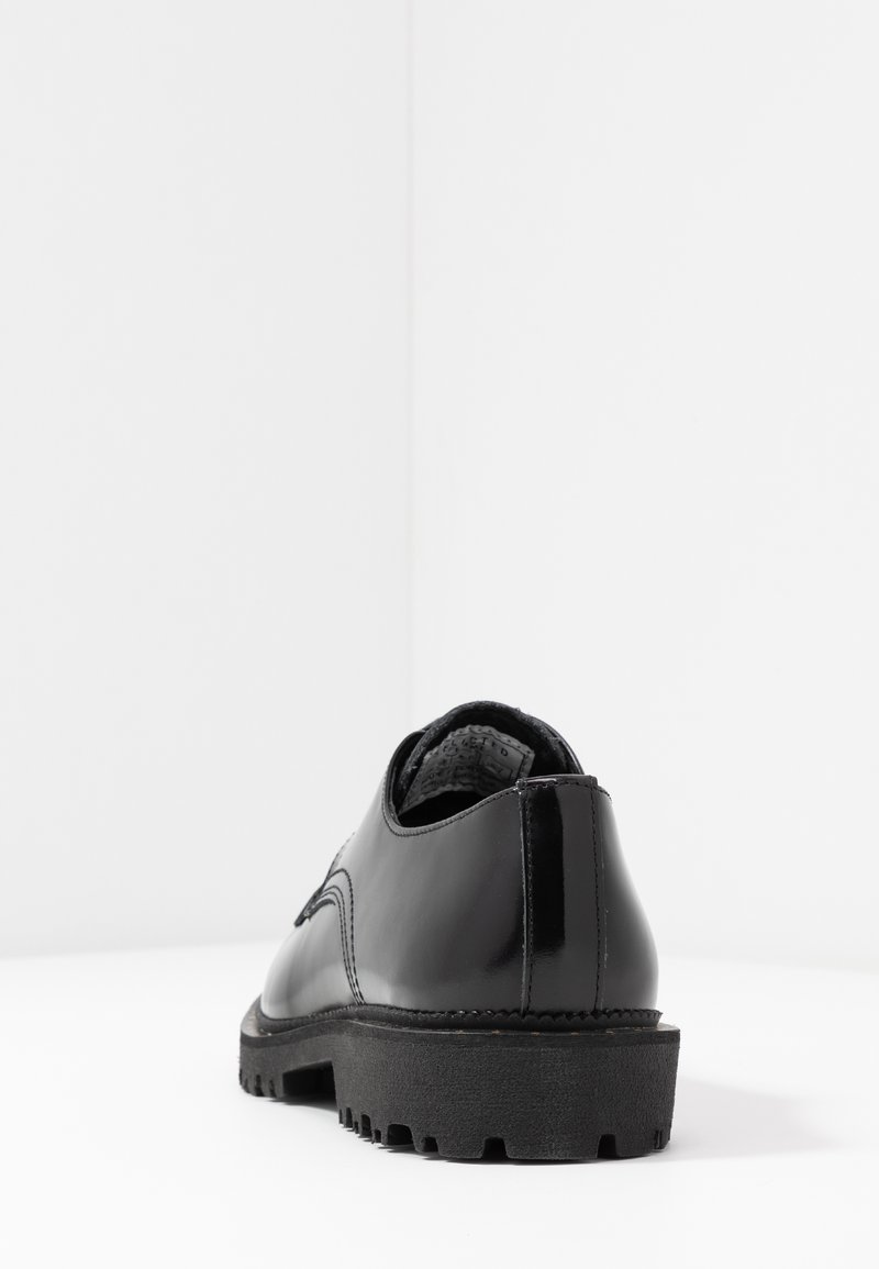 Selected Femme Slfdani Kiltie Derby Shoe Lace Ups Black Zalando De