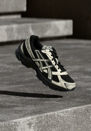 GEL 1130 UNISEX - Sportcipő - black/cream