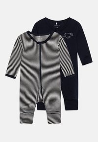 Izbrano, dark sapphire